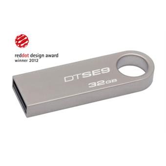 32GB Kingston USB 2.0 DataTraveler SE9
